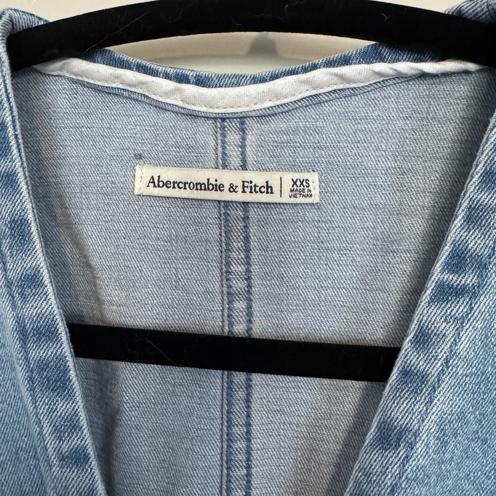 Abercrombie & Fitch Light Blue Denim Dress - Picture 2 of 3